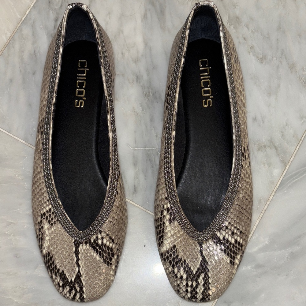 Chico's Brown Snakeskin Women's Flats